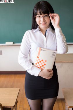 99年水嫩漂亮大学美女和男友